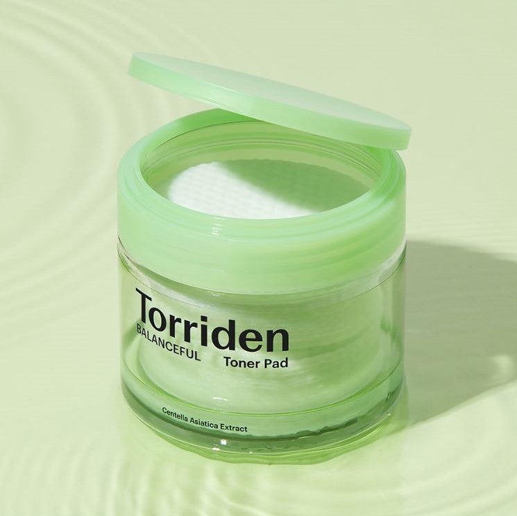 Selenaire Torriden Balanceful Cica Toner Pad 60pcs, close-up of the skincare pads with soothing ingredients in a jar