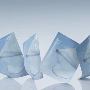 Abib Collagen Gel Mask Sedum Jelly applied on face, featuring a clear jelly texture for hydrating and nourishing skin.